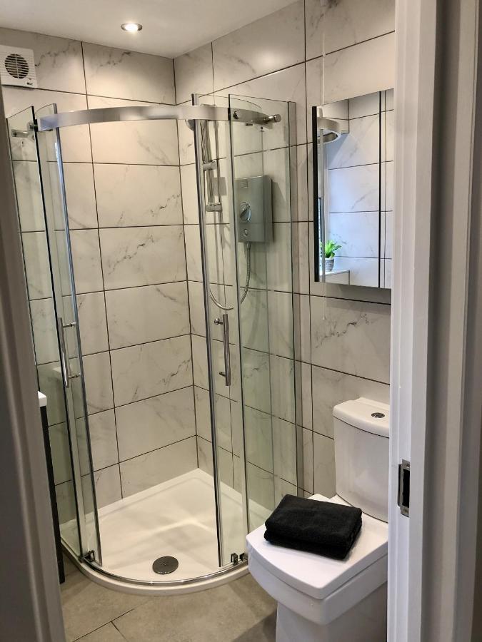 Вилла Executive Or Large Family 5-Bed House - Hosted By Hutch Lifestyle Ковентри Экстерьер фото